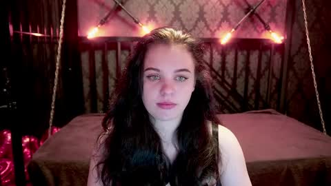 Snapshot of snowwhite_bella chatting on 04/25/26, 07:11 snowwhite_bella online show from 04/25/26, 07:11