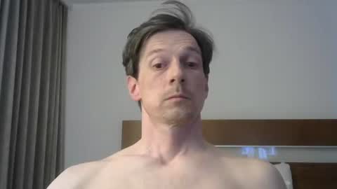 Snapshot of snowypaul chatting on 04/20/26, 07:59 paul online show from 04/20/26, 07:59