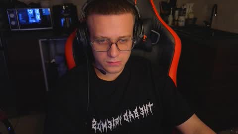 kluvr4 online show from 02/24/26, 11:47