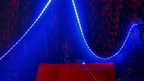 Snapshot of sobigcurvy44 chatting on 12/22/24, 10:25 leidy online show from 12/22/24, 10:25