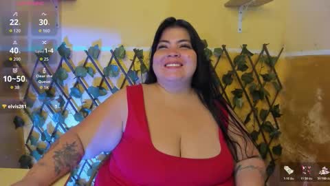 Snapshot of sobigcurvy44 chatting on 11/28/25, 12:30 leidy online show from 11/28/25, 12:30