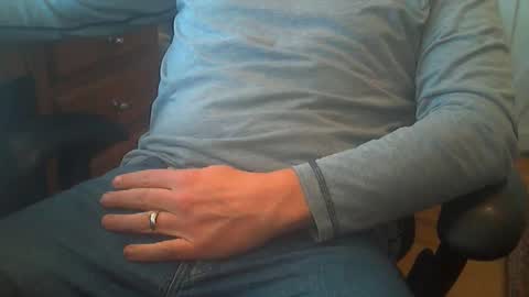 Snapshot of socksandasmile69 chatting on 01/27/25, 05:58 socksandasmile69 online show from 01/27/25, 05:58