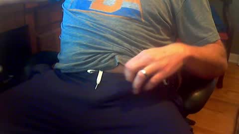 Snapshot of socksandasmile69 chatting on 10/16/25, 04:52 socksandasmile69 online show from 10/16/25, 04:52