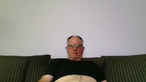 Snapshot of sofar06 chatting on 12/17/24, 12:56 sofar06 online show from 12/17/24, 12:56