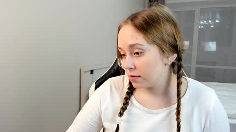 Sophy online show from 12/20/24, 01:14