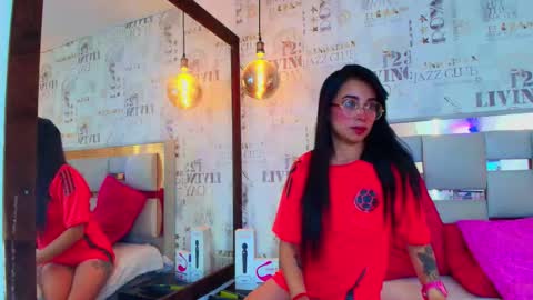 Snapshot of soffi_roberts chatting on 03/26/26, 01:06 sofiia online show from 03/26/26, 01:06
