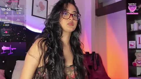 Snapshot of soffi_sweet1 chatting on 02/22/25, 03:01 Danna online show from 02/22/25, 03:01