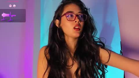 Snapshot of soffi_sweet1 chatting on 09/25/25, 09:02 Danna online show from 09/25/25, 09:02