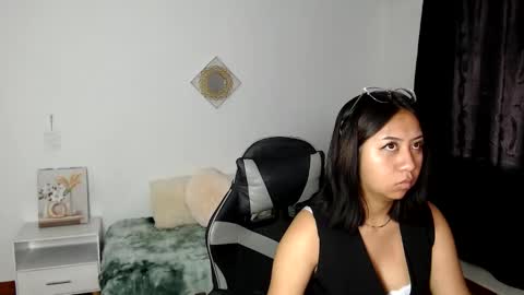 Snapshot of soffia__666 chatting on 10/12/25, 07:13 sofia online show from 10/12/25, 07:13