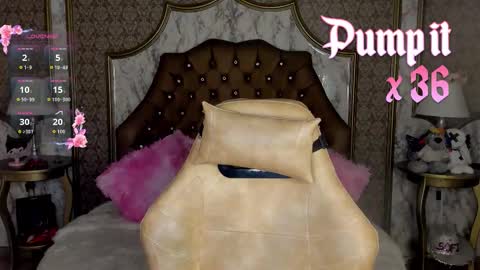 Snapshot of soffiqueen chatting on 02/07/26, 12:31 Schedule 1400 - 2100 gtm-5 online show from 02/07/26, 12:31