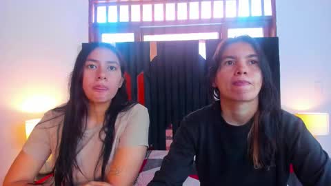 soffy and mia online show from 10/11/25, 12:47