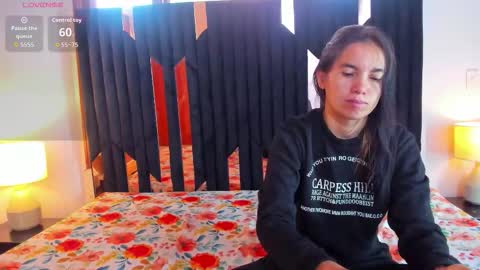 soffy and mia online show from 11/22/25, 12:48