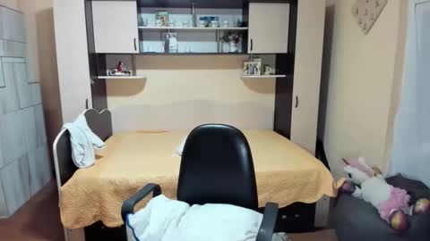 Snapshot of soffy_skye chatting on 01/14/26, 06:19 Soffy online show from 01/14/26, 06:19