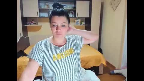 Snapshot of soffy_skye chatting on 02/04/26, 04:51 Soffy online show from 02/04/26, 04:51