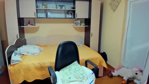 Snapshot of soffy_skye chatting on 02/07/26, 06:06 Soffy online show from 02/07/26, 06:06