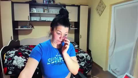 Snapshot of soffy_skye chatting on 03/04/26, 06:30 Soffy online show from 03/04/26, 06:30