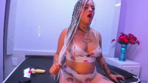 Soffy online show from 10/24/25, 07:43