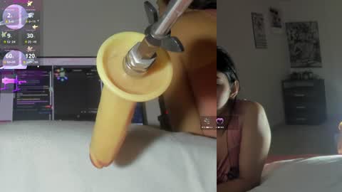 Snapshot of sofi__velez_ chatting on 07/12/26, 05:04 Sofi online show from 07/12/26, 05:04