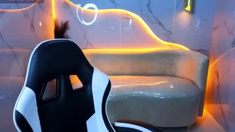 Online 800 to 1400 online show from 01/10/26, 01:02