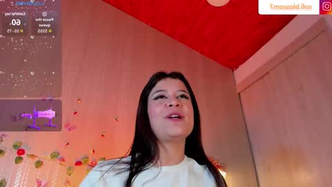 Snapshot of sofi_blossom chatting on 03/08/26, 02:15 Sofi Blossom online show from 03/08/26, 02:15