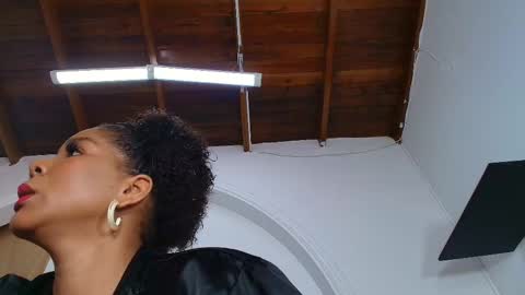 Sofia online show from 10/10/25, 12:15