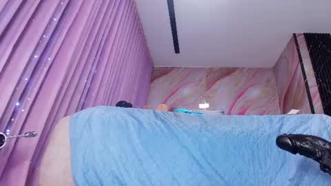 Snapshot of sofi_decker chatting on 06/23/26, 03:04 Sofia online show from 06/23/26, 03:04
