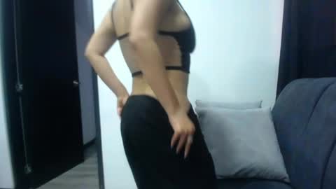 Snapshot of sofi_hot_4m chatting on 05/01/26, 03:16 Sofi online show from 05/01/26, 03:16