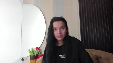 Snapshot of sofi_lassa_ chatting on 03/13/26, 01:01 SOFIA online show from 03/13/26, 01:01