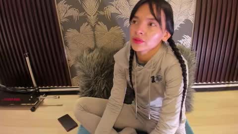 Snapshot of sofi_lassa_ chatting on 03/16/26, 12:38 SOFIA online show from 03/16/26, 12:38