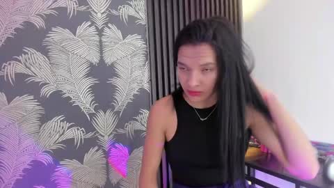 Snapshot of sofi_lassa_ chatting on 04/20/26, 01:41 SOFIA online show from 04/20/26, 01:41