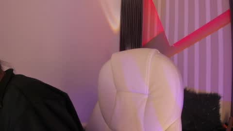 SOFIA online show from 05/11/26, 01:55