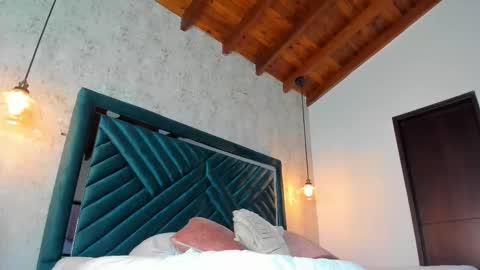 Sofi online show from 09/29/25, 11:26