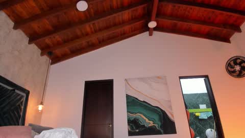 Sofi online show from 10/18/25, 11:33