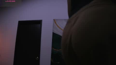 Snapshot of sofi_moreno chatting on 04/21/26, 11:16 Sofi online show from 04/21/26, 11:16