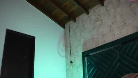 Snapshot of sofi_moreno chatting on 05/18/26, 11:27 Sofi online show from 05/18/26, 11:27