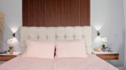 Sofia online show from 04/11/26, 10:14