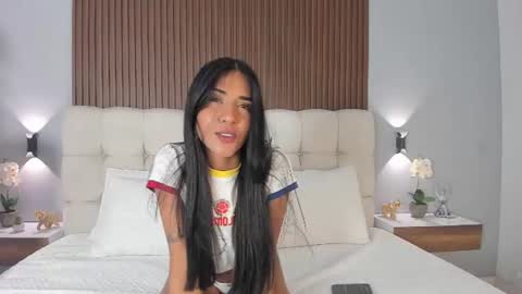 Snapshot of sofi_potter_ chatting on 06/27/26, 10:04 Sofia online show from 06/27/26, 10:04
