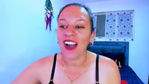 Snapshot of sofi_saliva2511 chatting on 09/28/25, 08:47  sofi online show from 09/28/25, 08:47