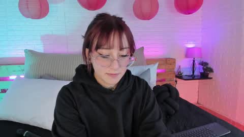 Snapshot of sofi_sp chatting on 01/24/25, 05:42 sofi_sp online show from 01/24/25, 05:42