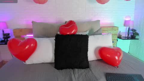 Snapshot of sofi_sp chatting on 02/14/25, 11:42 sofi_sp online show from 02/14/25, 11:42