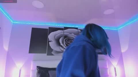 sofi_sp online show from 12/17/25, 11:38