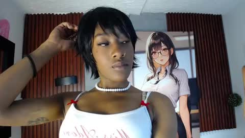 Snapshot of sofi_thomas_ chatting on 04/20/26, 11:02 Sofia online show from 04/20/26, 11:02