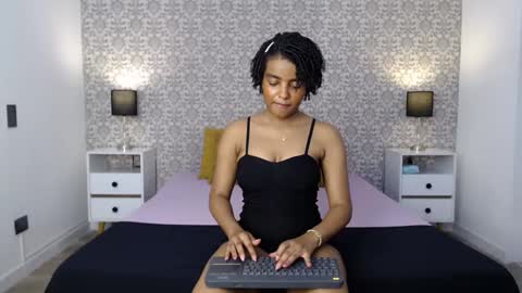 Snapshot of sofi_z chatting on 12/26/24, 03:53 Sofi online show from 12/26/24, 03:53