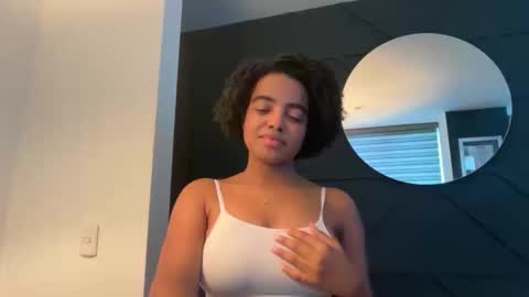 Snapshot of sofi_z chatting on 04/08/26, 06:52 Sofi online show from 04/08/26, 06:52