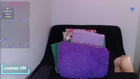 sofia  whitee online show from 01/17/26, 06:40