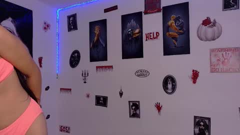 sofia_arango1107 online show from 10/18/25, 07:14