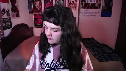 Snapshot of sofia_coolle chatting on 06/13/26, 01:09 Sofi online show from 06/13/26, 01:09