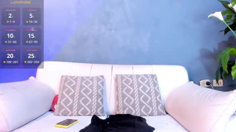 Sofia online show from 12/11/24, 01:17