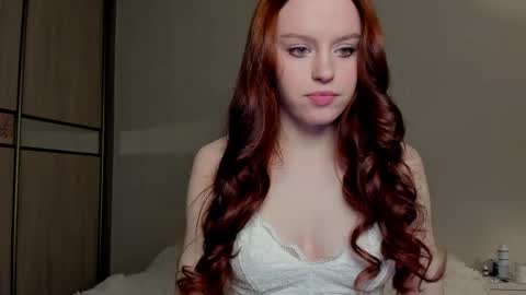 Snapshot of sofia_flowers chatting on 05/20/26, 05:08 sofia_flowers online show from 05/20/26, 05:08