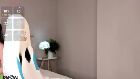 Snapshot of sofia_gaze chatting on 04/20/26, 02:36 Sofia Gaze online show from 04/20/26, 02:36